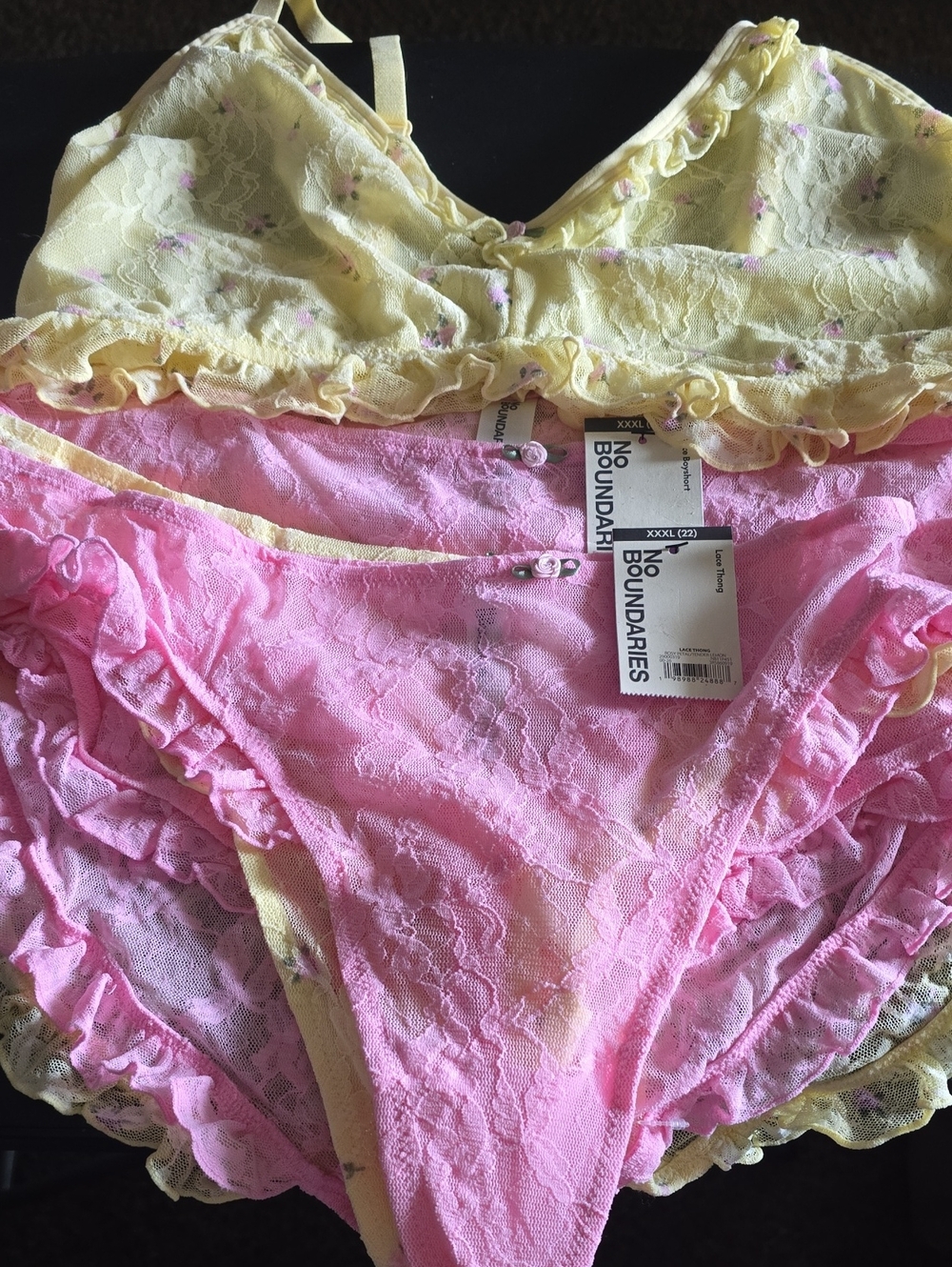 No Boundaries Lace Scoop Bralette, Women's.2pk Of Lace Boyshorts,2pk Lace Thong